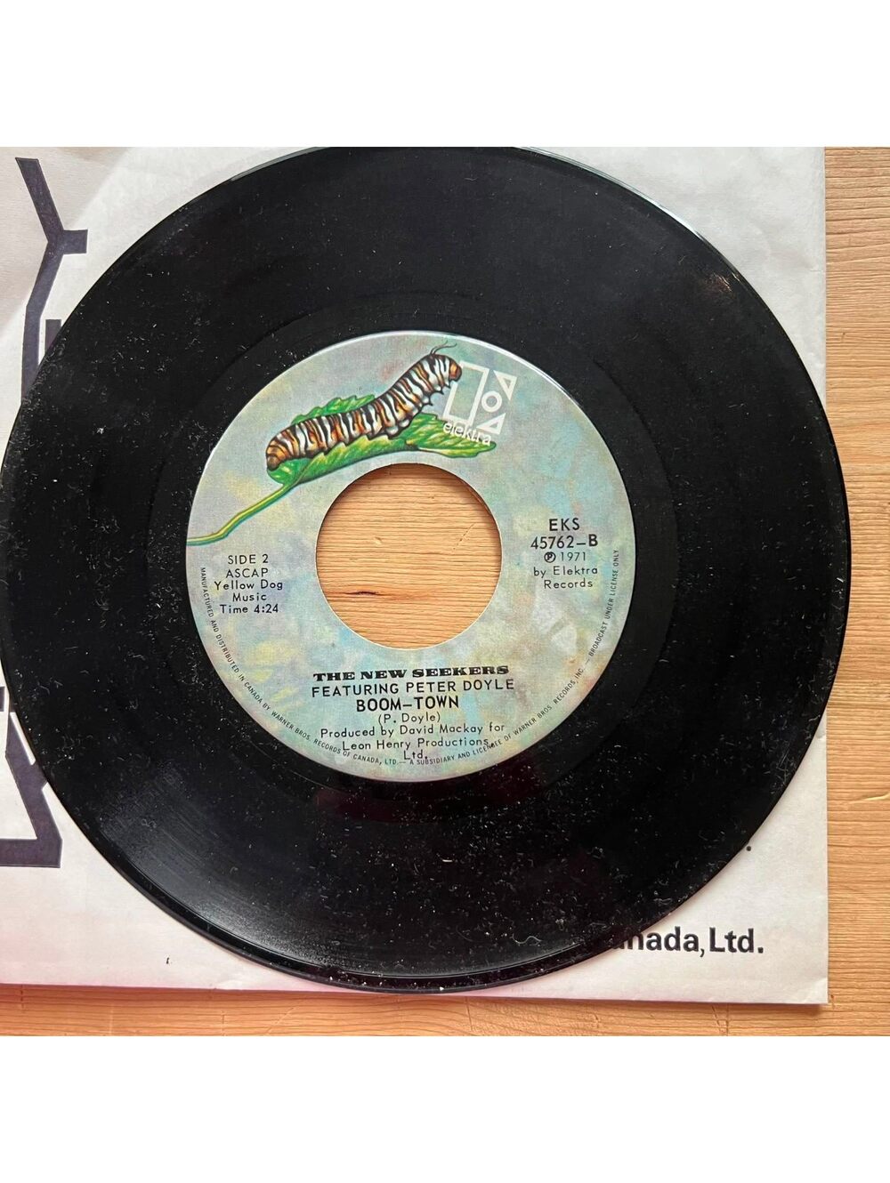 The New Seekers ft. Peter Doyle - Boom-Town 45rpm VG+ R89